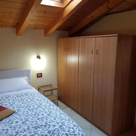 Roberta Apartment *